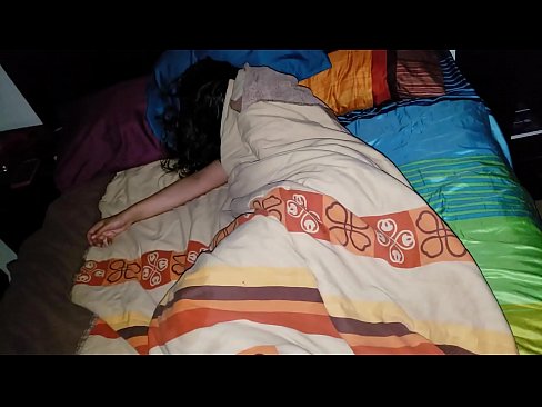 ❤️ Stepson yana dukan mahaifiyar mahaifiyarsa yayin da take barci. ❤️ Batsa na Gida ❤